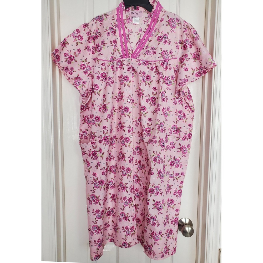 Betsy TW Modest Cottagecore Nightgown Pink Floral Pearl Snap Sleepwear 3X